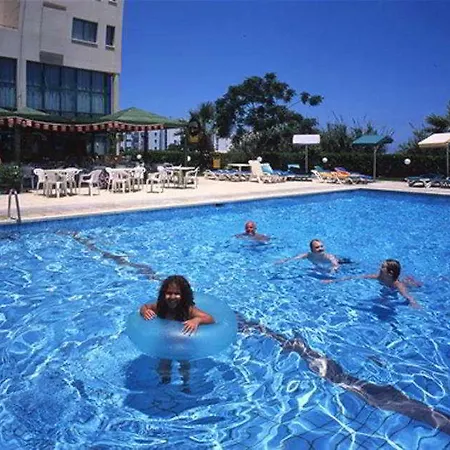 Hotel Isaac